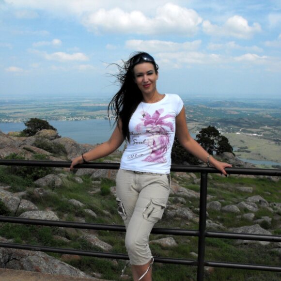 Stunning NAVAJO Custom Made Native American Headdress - Picture 6 of 9